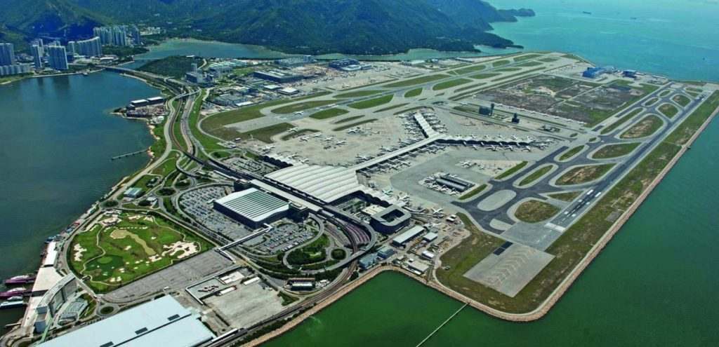 Hong Kong Uluslararası Havalimanı (HKG) – Hong Kong, Çin
